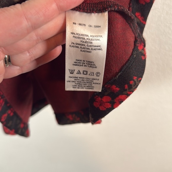 Meadow Rue Anthropologie Dark Floral Peplum Top Size Medium - Picture 4 of 7